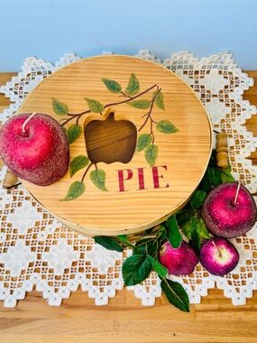 Vintage wooden Apple Pie Box carrier!